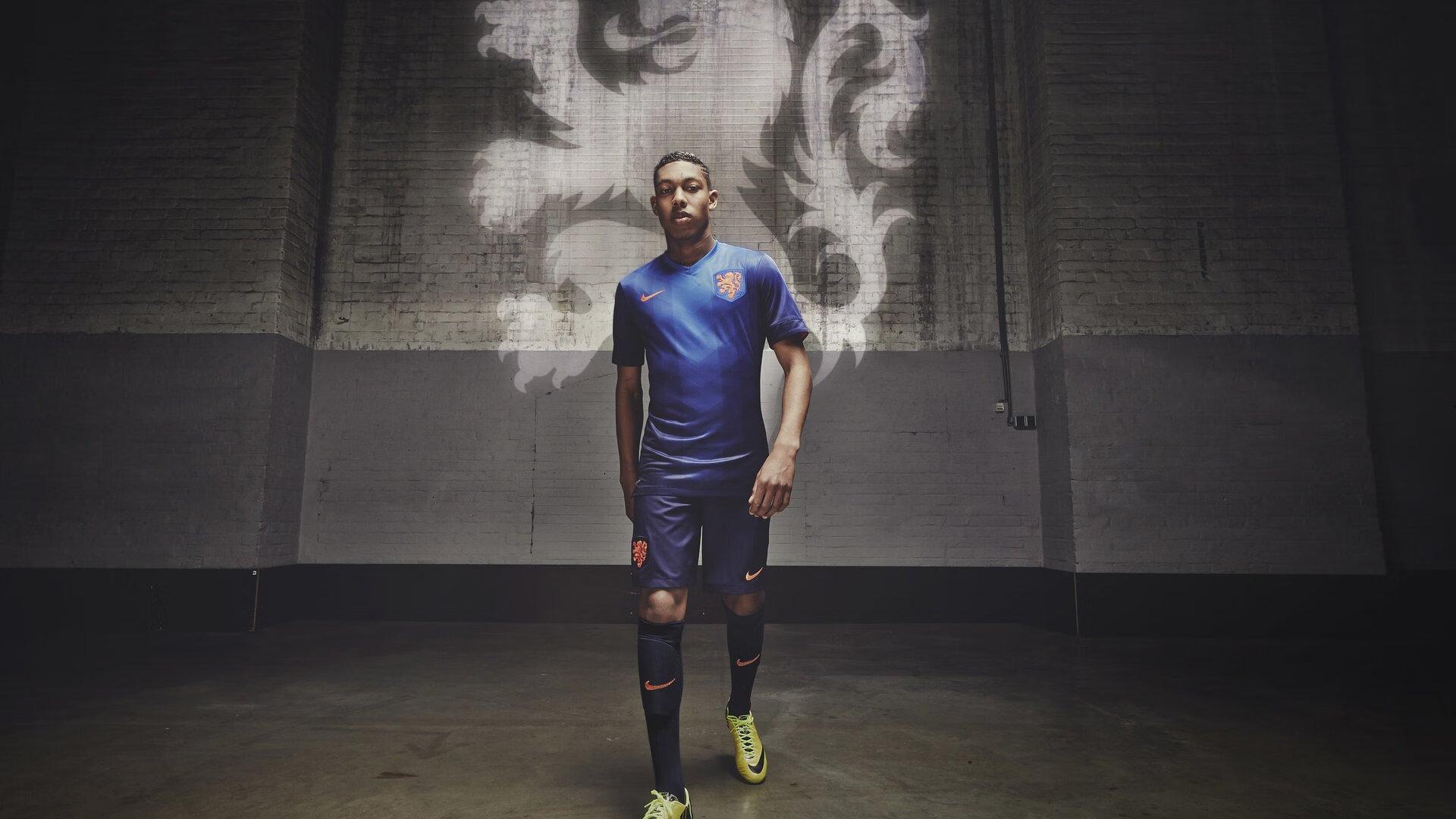 国足亚洲杯之旅再留遗憾，0-0战平乌兹别克斯坦无缘冠军，球迷意难平背后四大症结引深思